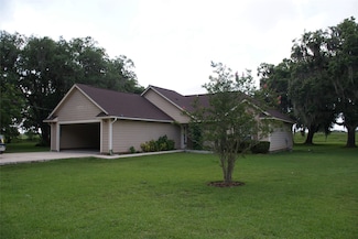8415 Reterio Dr, West Columbia, TX 77486