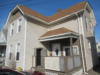 7425 Harvard Ave, Cleveland, OH 44105