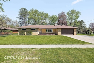 476 Wilson St, Hemlock, MI 48626