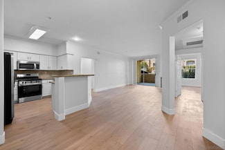 12374 Carmel Country Rd Unit 104, San Diego, CA 92130
