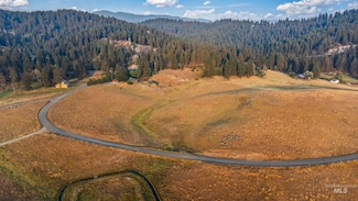 1782 Pine Lakes Ranch Dr, Cascade, ID 83611