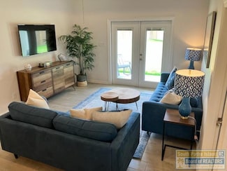 15 N Bay Hill Dr, Laguna Vista, TX 78578
