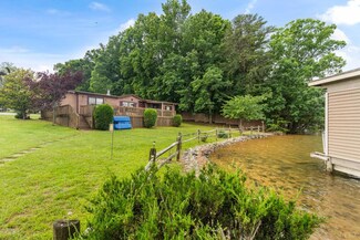 361 Carrs Point Ln, Moneta, VA 24121