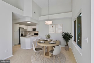 11737 Summerchase Cir, Reston, VA 20194