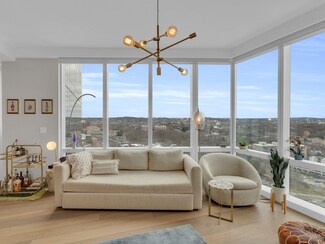 188 Brookline Ave Unit 22C, Boston, MA 02215