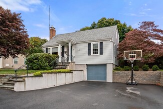 28 John St, Needham Heights, MA 02494