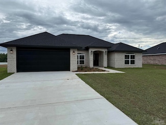 7921 Twin Lake Dr, Milton, FL 32583