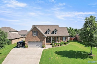 22915 Pin Oak Dr, Athens, AL 35613