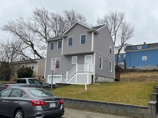 381 Tecumseh St, Fall River, MA 02721