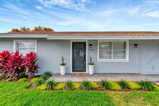 710 SE 3rd Ave, Delray Beach, FL 33483