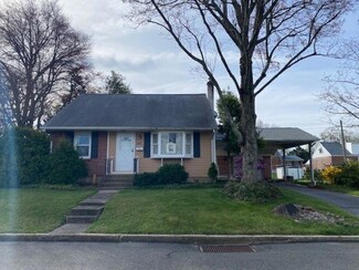 1238 W Jubilee St, Emmaus, PA 18049