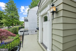 4510 Harrison St NW, Washington, DC 20015