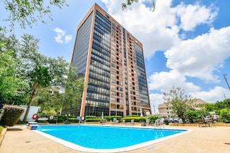5150 Hidalgo St Unit 1205, Houston, TX 77056