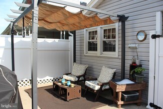 349 W Broad St, Williamstown, PA 17098