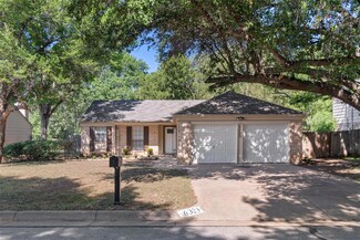 6323 Twinhill Dr, Arlington, TX 76016