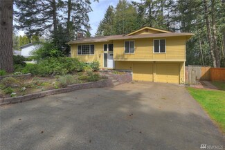 5384 Pineridge Dr NE, Bremerton, WA 98311