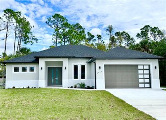 2042 S Chamberlain Blvd, North Port, FL 34286