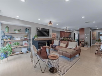 12 Deepwater Way Unit 31, Bronx, NY 10464