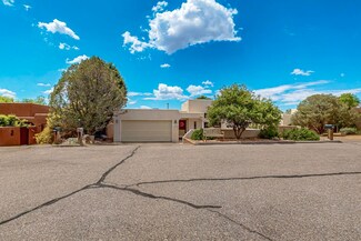 2806 Tramway Cir NE, Albuquerque, NM 87122