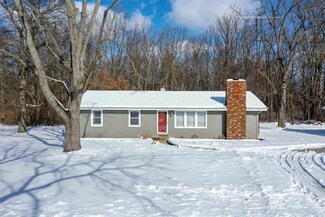 5453 Newcastle Rd, Lafayette, IN 47905