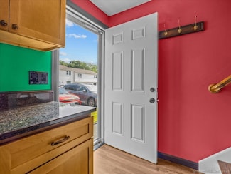 1081 New Haven Rd Unit 12F, Naugatuck, CT 06770