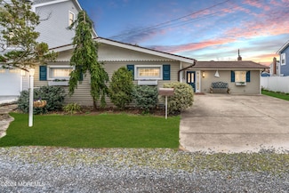 10 Ripley Ln, Belmar, NJ 07719