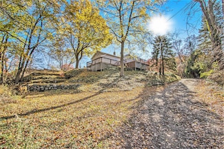 247 E Glenguile Ave, Parchment, MI 49004
