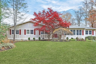 23 Hallmark Dr, New City, NY 10956