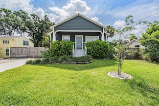 4205 N Suwanee Ave, Tampa, FL 33603