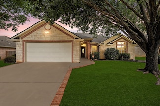 5501 Stillhouse Hollow, Waco, TX 76708