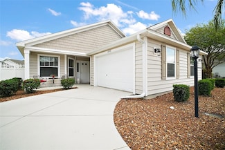 1093 Peninsula St, The Villages, FL 32162