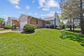 505 King Dr, Saint Charles, MO 63303