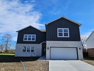 525 Schmitt Rd, Indianapolis, IN 46239