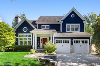 255 Middaugh Rd, Clarendon Hills, IL 60514