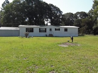 136 Rene Dr, Cochran, GA 31014