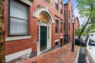 31 Irving St Unit 4, Boston, MA 02114