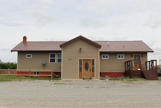 217 Columbus Ave, Dupuyer, MT 59432