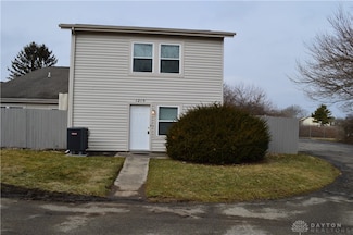 1215 Robbins Run Ct, Dayton, OH 45458