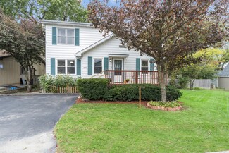 34718 N Long Ave, Ingleside, IL 60041