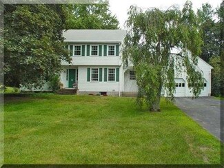 1 Carriage Hill Rd, Andover, MA 01810