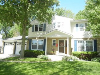 1014 E Williams Dr, Palatine, IL 60074