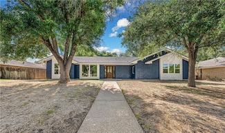 5001 Lake Arrowhead Dr, Waco, TX 76710