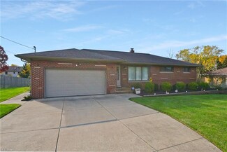 2912 Vezber Dr, Seven Hills, OH 44131