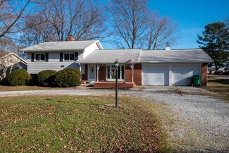 1508 S Center St, Bringhurst, IN 46913