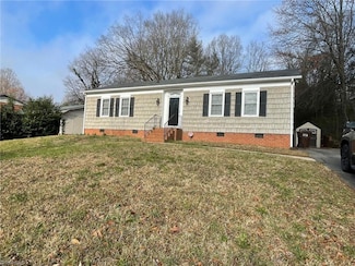 1104 Robin Hood Rd, High Point, NC 27262