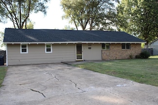 292 Shiloh Dr, Marion, AR 72364