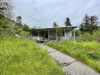 51643 Big Creek Rd, Myrtle Point, OR 97458