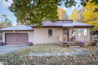 2675 S Brinton Rd, Remus, MI 49340