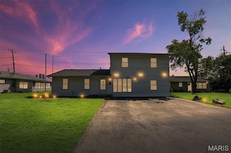 1723 Theodore Ln, East Saint Louis, IL 62206