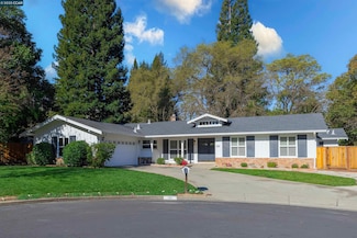 135 Glen Ct, Danville, CA 94526
